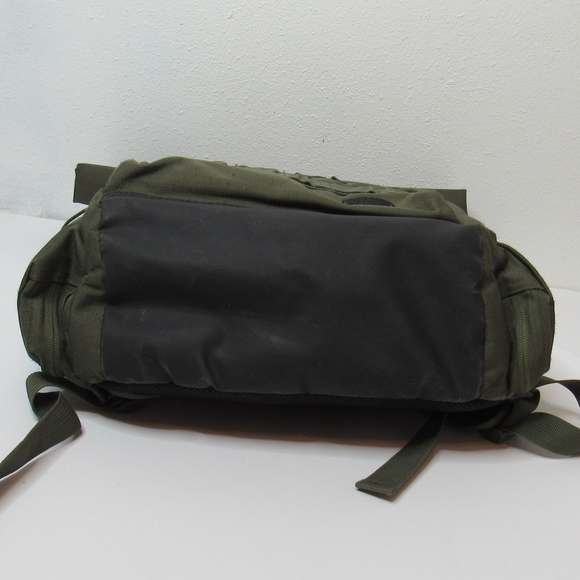Call of Duty Military Green Roll Top Backpack Bag - Picture 4 of 8